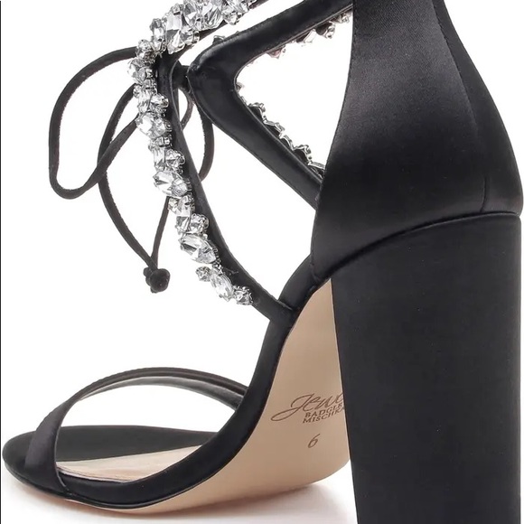 Badgley Mischka embellished black satin sandals. - Picture 4 of 7